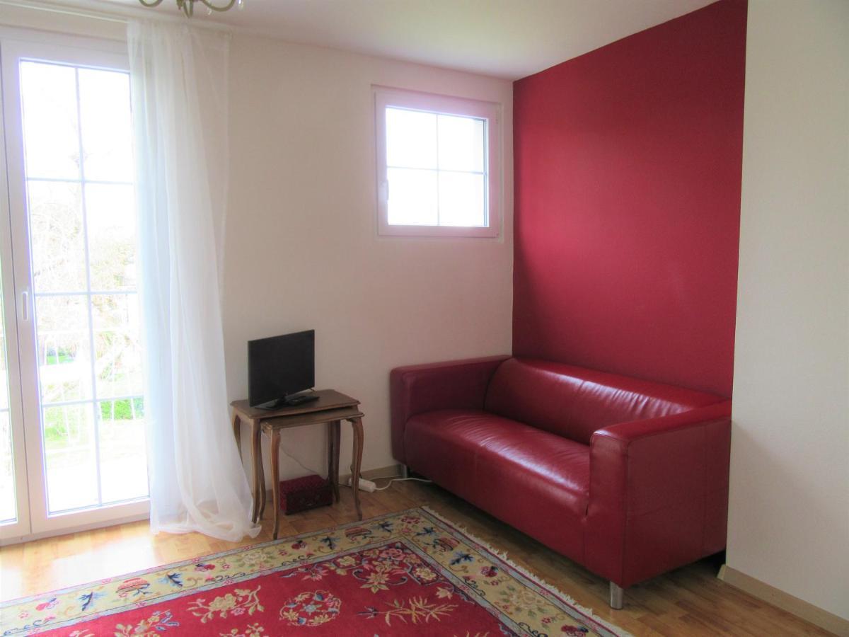Le Debarcadere Apartamento Saint Sulpice  Exterior foto